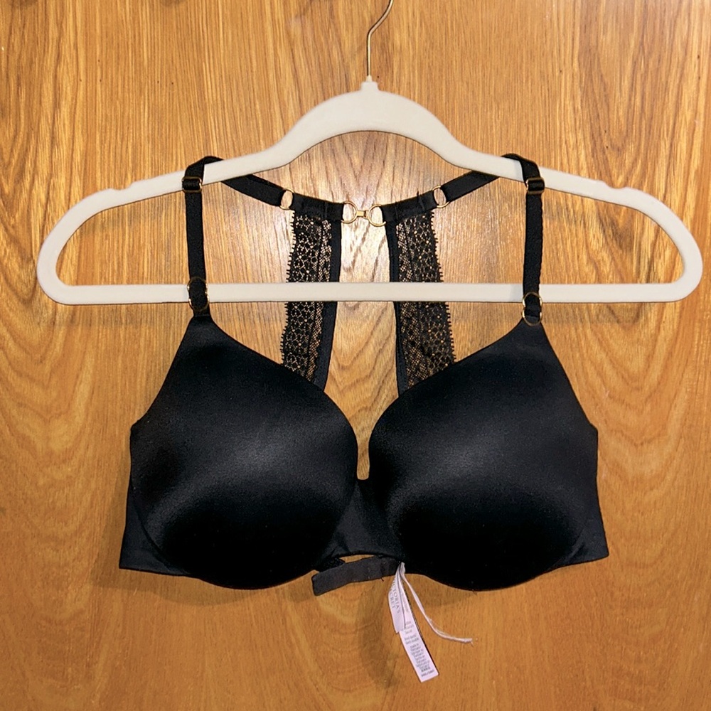 Incredible by Victoria’s Secret 36D Lined Demi Bra